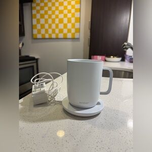 Brand new 14 oz ember mug